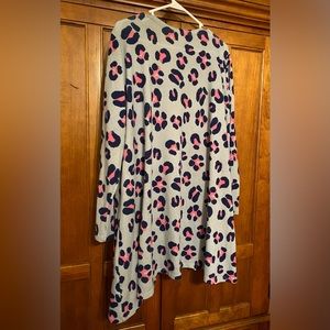 Lularoe Caroline Cheetah print Cardigan Size large